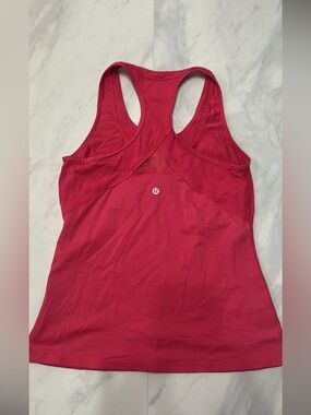 lululemon athletica Women’s red Racerback Tank Top size 6